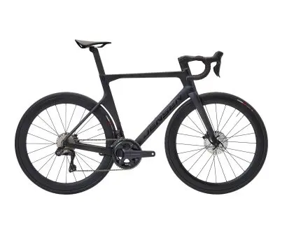 Jensen CC6 Disc Aero racercykel med aerodynamisk steldesign og skivebremser